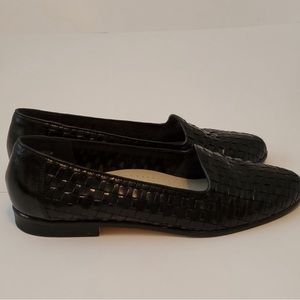 Trotters Black Leather Liz Shoes 9.5M